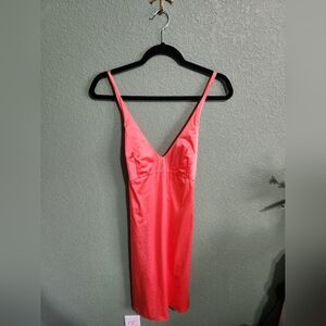 Vanity Fair Coral Womens Slip Nightgown Size  32